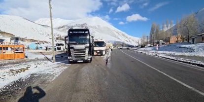 Kop Dağı’nda buzlanma: Ağır tonajlı araçların geçişine izin verilmiyor