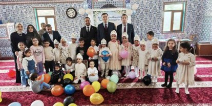 Minik çocukların Kur’an okumaya geçişleri şölen tadında kutlandı