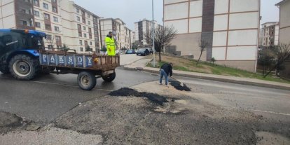 Şırnak’ta yollar için geçici asfaltlama çalışmaları başladı