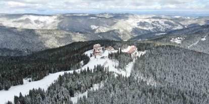 Kar geri döndü: Nisan ayında kışı aratmayan manzara