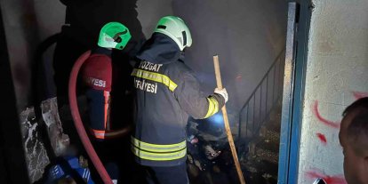 Yozgat’ta metruk binada çıkan yangın kısa sürede söndürüldü