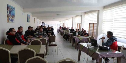 Uşak’ta buzağı kayıplarını azaltmaya yönelik eğitim programı düzenlendi