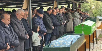 Burdur’daki kazada hayatını kaybeden tarım işçileri toprağa verildi