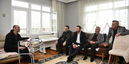 Başkanı Özlü’den hastalara moral ziyareti