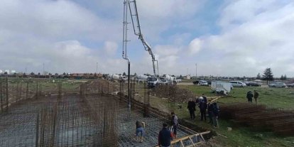 Cami temeli protokol üyelerinin katılımıyla atıldı