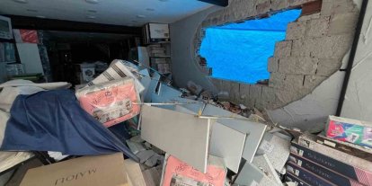 Dükkanı yıkılan esnafa ’brandalı’ çözüm