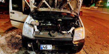 Kahramanmaraş’ta iki farklı noktada araç yangını söndürüldü