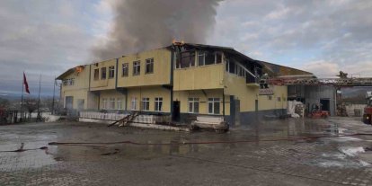 Kastamonu’daki fabrika yangını kontrol altına alındı