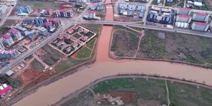 Fadlum Çayı Kızılırmak’a rengini verdi