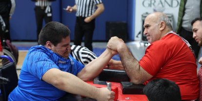 Bağcılarlı demir bileklerden büyük başarı: 14 madalya kazandılar