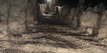 Bitlis’te karda mahsur kalan 112 ekibi kurtarıldı