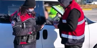 Polis denetimlerinde 40 aranan şahıs yakalandı