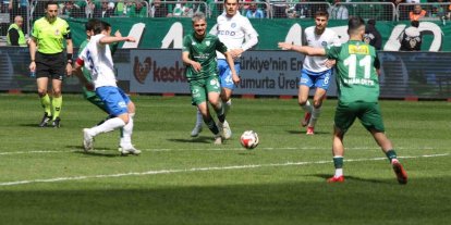 Nesine 2. Lig: Ankara Demirspor: 0 - Bursaspor: 1 (İlk yarı)