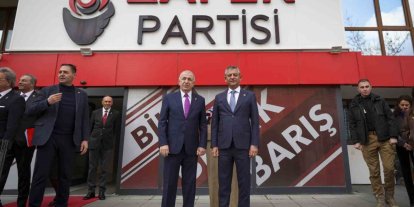 CHP Genel Başkanı Özel’den Zafer Partisi Genel Başkanı Özdağ’a ziyaret