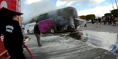 Yolcu otobüsünde çıkan yangın büyümeden söndürüldü