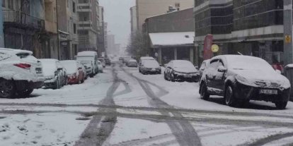 Ardahan’a kış geri geldi