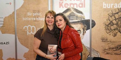 Nilüfer Açıkalın Osmangazi’de okurlarıyla buluştu