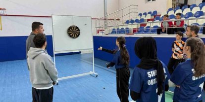 Tomarza’da 23 Nisan coşkusu masa tenisi ve dart turnuvalarıyla yaşandı