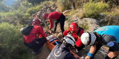 Yürüyüş yaparken, ayağı kırılan şahıs kurtarıldı