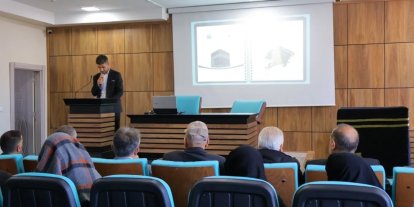 Bayburt’ta hacı adayları seminerde bilgilendirildi