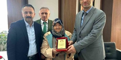 Gurbetçi anne ve oğlundan memleketine sağlık desteği