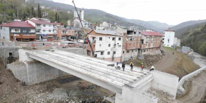 Dörtyol-Akpınar-Erikli ulaşım bağlantısını güçlendiren köprüde sona gelindi