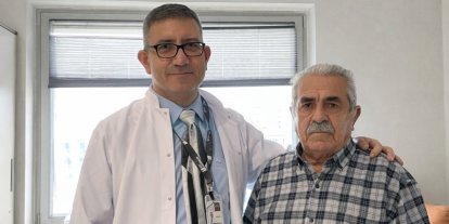 Şah damarındaki darlığa Karotis stent müdahalesi