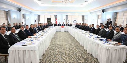 Denizli’de bölgesel narkotik zirvesi toplantısı gerçekleşti