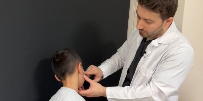 Malazgirt’te ağır yaralanan çocuk mikrocerrahiyle sağlığına kavuştu