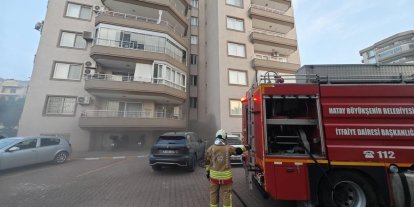 İskenderun’da binanın bodrum katında yangın çıktı