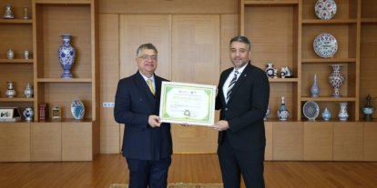 DPÜ Evliya Çelebi Yerleşkesi’ne ’Sıfır atık belgesi yenileme’ başarısı