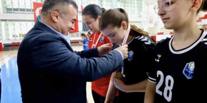 Bilecik’te Hentbol Küçükler Yarı Finali tamamlandı