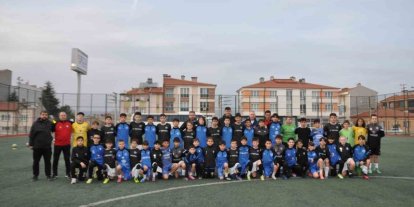 Kazanan dostluk oldu