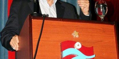 Atay Aktuğ hayatını kaybetti