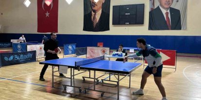 Vezirköprü’de sağlık çalışanları masa tenisi turnuvası