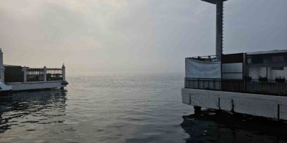 İstanbul’da yoğun sis: Boğaz hattı trafiğe kapatıldı