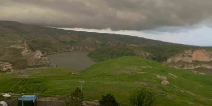 Batman’da sağanak sele neden odu, AVM girişinde tavan çöktü