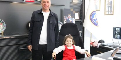 Başkan Ercan, koltuğunu devretti