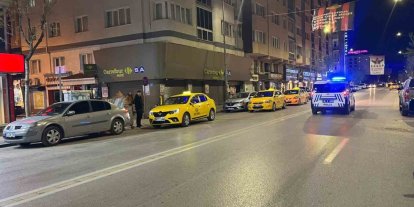 ‘Yan bakma’ kavgasında bıçaklanan 1 kişi ağrı yaralandı