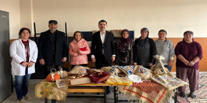 Susuz Kaymakamı Tutal Eğitim ve Kurs Faaliyetlerini İnceledi