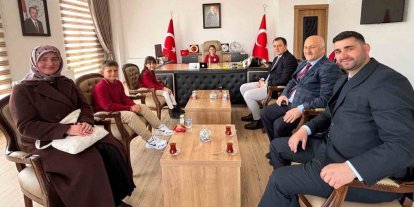 Aydıntepe’de kaymakamlık koltuğuna minik öğrenciler oturdu