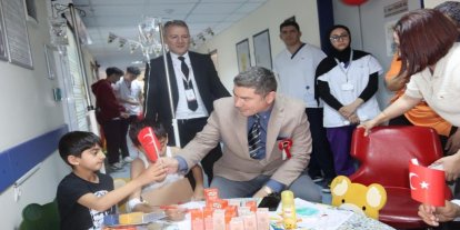 Söke Devlet Hastanesi’nde minik hastalara 23 Nisan sürprizi