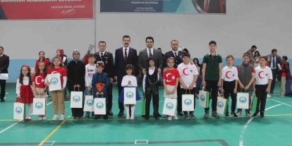 Manyas’ta 23 Nisan coşkusu