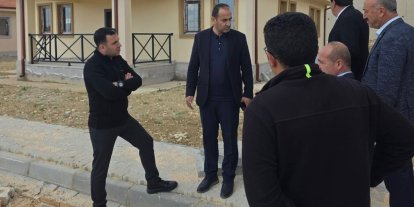 Harmanlı Beldesinde kalıcı konutlar ve cami inşaatı incelendi