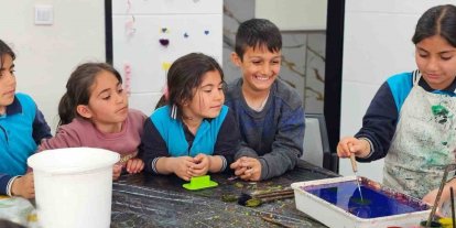 Hasköy’de ebru sanatına yoğun ilgi