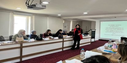 Niğde’de Temel Yenidoğan Bakım Eğitimi düzenlendi