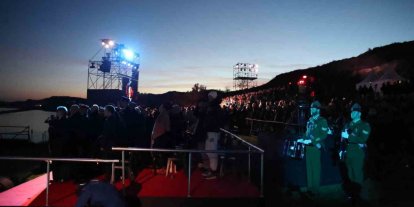 Anzaklar, ‘Şafak Ayini’ ile atalarını andı