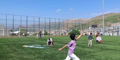 Çermikte uçurtma şenliği düzenlendi