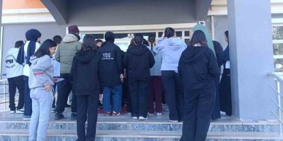 Kırşehir’de bursluluk sınavına 3 bin 423 öğrenci katıldı