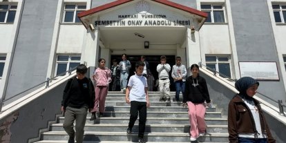 Yüksekova’da 4 bin 69 öğrenci bursluluk sınavında ter döktü